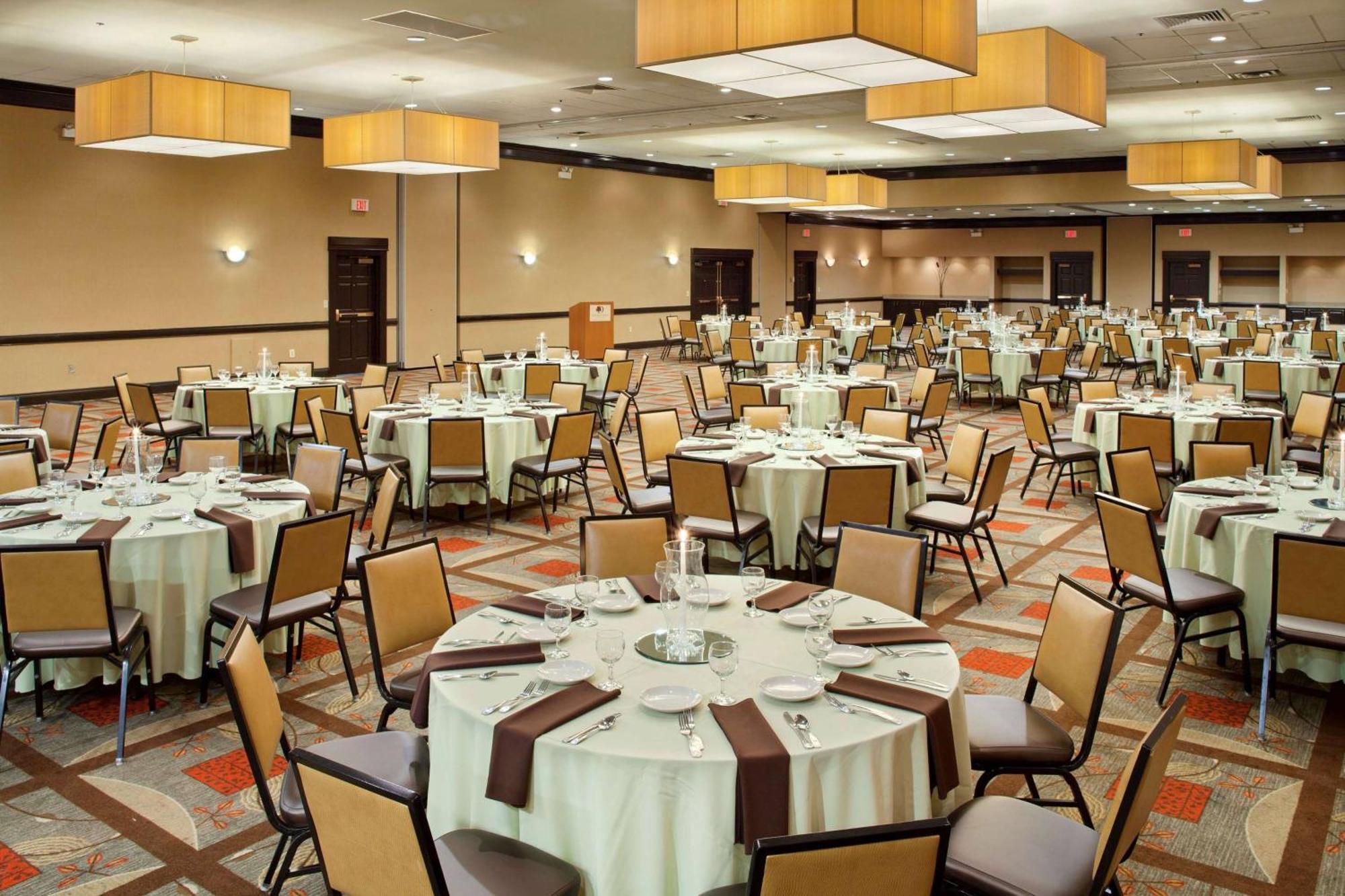 Wyndham Columbus Hotel Worthington Instalações foto